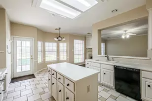 3522 Virgin Island Dr, Sugar Land, TX 77479 - Photo 9