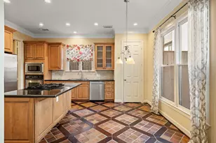 6310 Hermann Lake Dr, Houston, TX 77021 - Photo 7