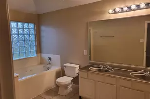 5406 Meadow Canyon, Sugar Land, TX 77479 - Photo 9