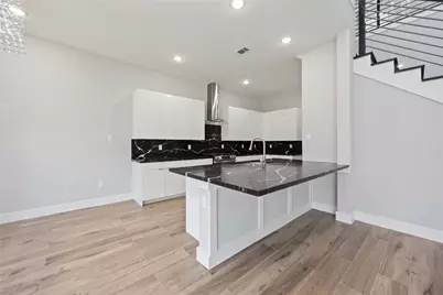 4923 Golden Forest Drive, Houston, TX 77091 - Photo 11