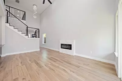 4923 Golden Forest Drive, Houston, TX 77091 - Photo 9