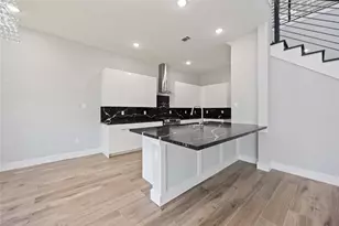 4923 Golden Forest Dr, Houston, TX 77091 - Photo 11