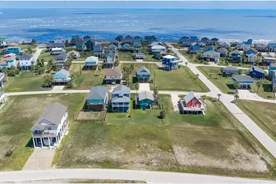 13016 Jean Lafitte Drive, Freeport, TX 77541 - Photo 3