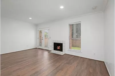 2810 Grants Lake Boulevard #1302, Sugar Land, TX 77479 - Photo 3