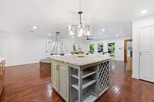 1320 Woodvine Dr, Houston, TX 77055 - Photo 19