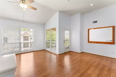 6607 Lake Woodlands Drive #431, The Woodlands, TX 77382 - Photo 3