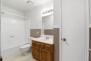 235 Thunderbird Ct, Conroe, TX 77304 - Photo 35