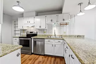 235 Thunderbird Ct, Conroe, TX 77304 - Photo 19