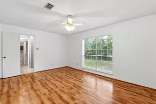 235 Thunderbird Ct, Conroe, TX 77304 - Photo 27