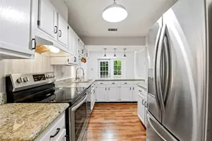 235 Thunderbird Ct, Conroe, TX 77304 - Photo 23
