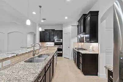 35 N Swanwick Place, Tomball, TX 77375 - Photo 15