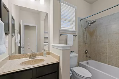 35 N Swanwick Place, Tomball, TX 77375 - Photo 27