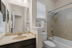 35 N Swanwick Pl, Tomball, TX 77375 - Photo 27