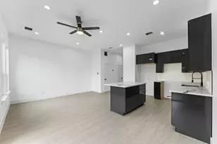 3135 Crane St, Houston, TX 77026 - Photo 7