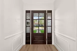 10602 Longmont Dr, Houston, TX 77042 - Photo 5