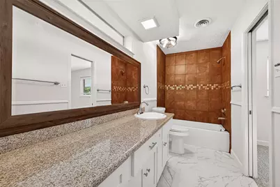 10602 Longmont Drive, Houston, TX 77042 - Photo 31
