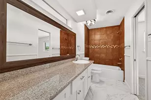 10602 Longmont Dr, Houston, TX 77042 - Photo 31