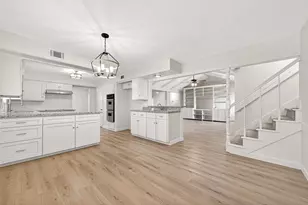 10602 Longmont Dr, Houston, TX 77042 - Photo 19
