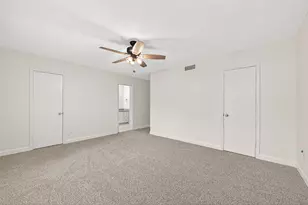 10602 Longmont Dr, Houston, TX 77042 - Photo 27