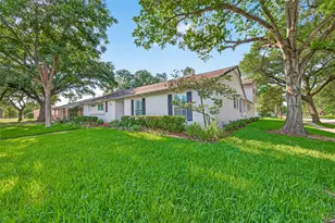 10602 Longmont Dr, Houston, TX 77042 - Photo 3