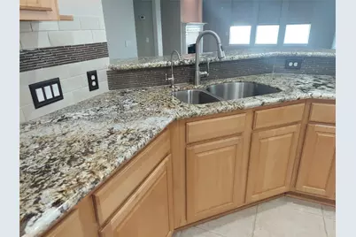 1601 N Lago Vista Court, Pearland, TX 77581 - Photo 19