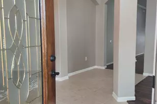 1601 N Lago Vista Ct, Pearland, TX 77581 - Photo 5