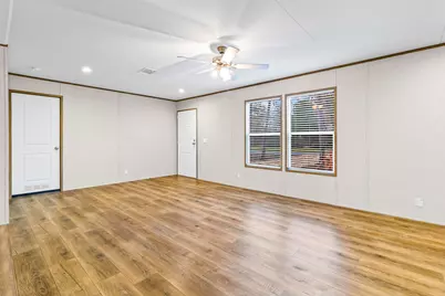 753 Sunny Drive, Livingston, TX 77351 - Photo 3