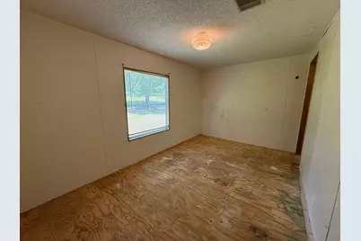 107 Twin Creek Drive, Huntsville, TX 77320 - Photo 17
