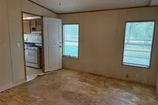 107 Twin Creek Dr, Huntsville, TX 77320 - Photo 11