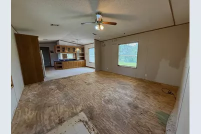 107 Twin Creek Drive, Huntsville, TX 77320 - Photo 5