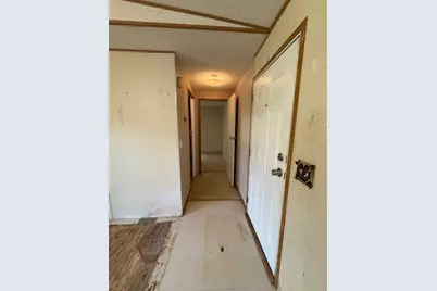107 Twin Creek Drive, Huntsville, TX 77320 - Photo 15
