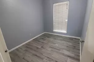 1203 N Pacific St, Conroe, TX 77301 - Photo 5