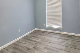 1203 N Pacific St, Conroe, TX 77301 - Photo 5