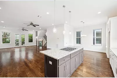 1230 W 25th Street #C, Houston, TX 77008 - Photo 9