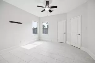 1230 W 25th St, Houston, TX 77008 - Photo 19