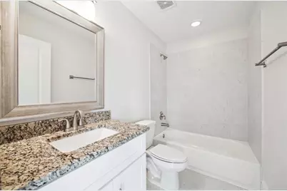 1230 W 25th Street #C, Houston, TX 77008 - Photo 25