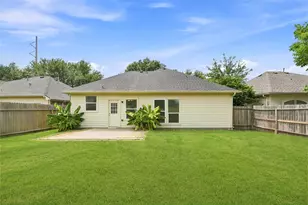 3719 Nichols Ave, Dickinson, TX 77539 - Photo 41