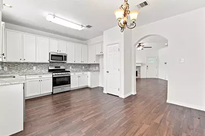 3719 Nichols Avenue, Dickinson, TX 77539 - Photo 17