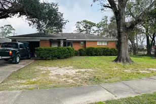 4018 Gardendale Dr, Houston, TX 77092 - Photo 1