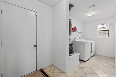 14567 Oak Chase Drive, Houston, TX 77062 - Photo 19