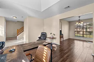 14567 Oak Chase Dr, Houston, TX 77062 - Photo 5