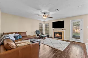 14567 Oak Chase Dr, Houston, TX 77062 - Photo 15