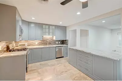 5410 De Milo Dr Drive, Houston, TX 77092 - Photo 3