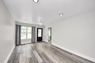 5903 Belneath St, Houston, TX 77033 - Photo 5