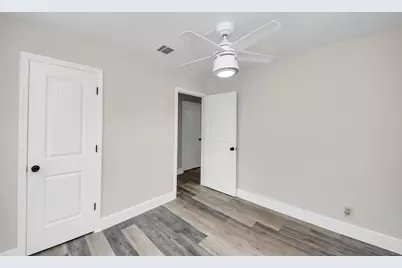5903 Belneath Street, Houston, TX 77033 - Photo 41