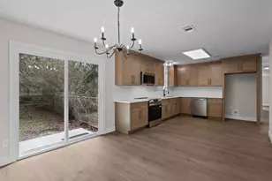 880 Norbert St, Bridge City, TX 77611 - Photo 9