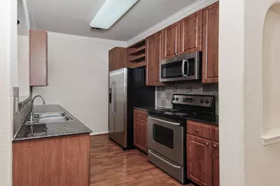 1711 Old Spanish Trail #443, Houston, TX 77054 - Photo 3