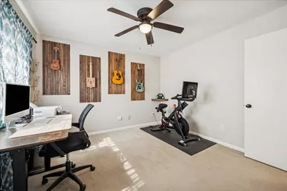 4415 Grass Valley Street, Houston, TX 77018 - Photo 11