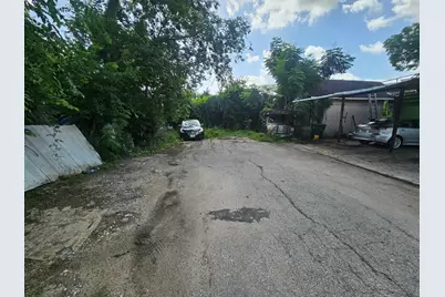3316 Love Plaza, Houston, TX 77026 - Photo 7