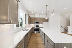 1648 W Tidwell Rd, Houston, TX 77091 - Photo 5